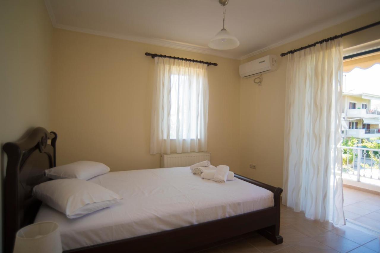 Victoria'S House In Lefkada City Apartment Exterior photo